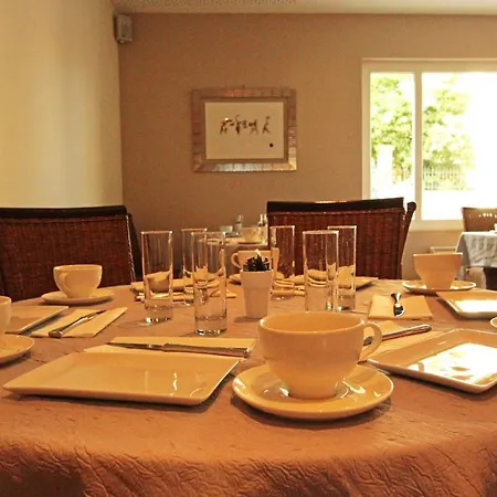 Logis Auberge Côté Jardin-2