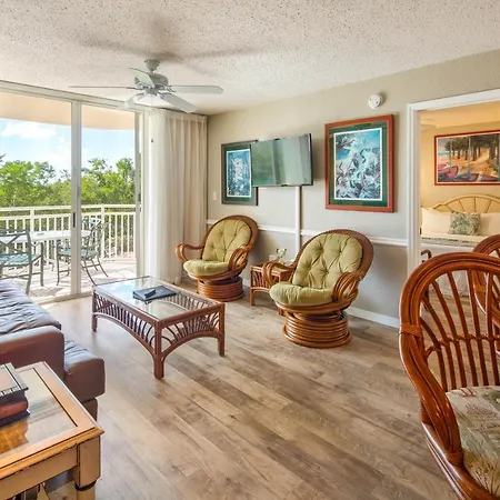 Sunrise Suites Tahiti Suite #104-2