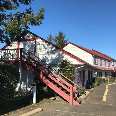 Lighthouse Inn-2