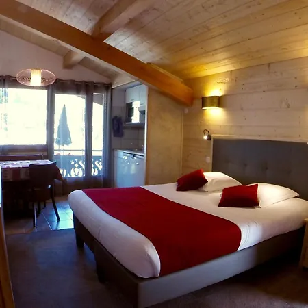 Hôtel Les Côtes, Résidence Loisirs et Chalets-2