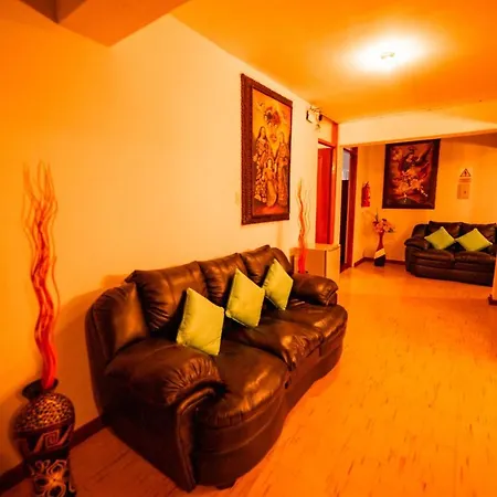 Sonnenthal Bed & Breakfast Cusco-3