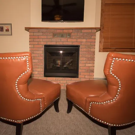 The Maxwell Inn-3