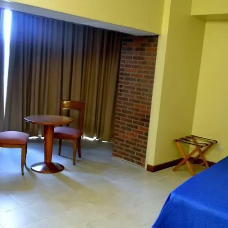 Hotel Coliseo-2