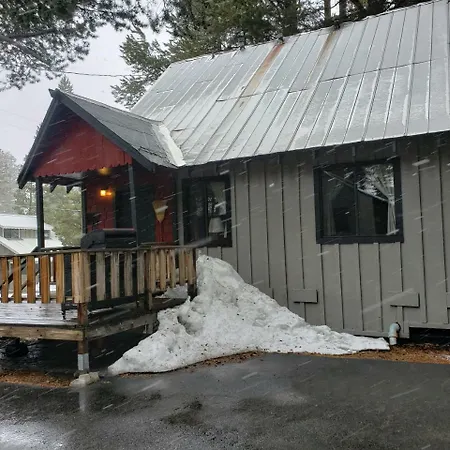 Reverse Creek Lodge-3