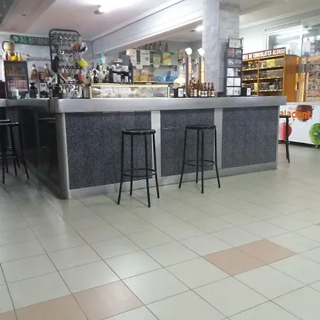 Hostal Residencia Delfin-3