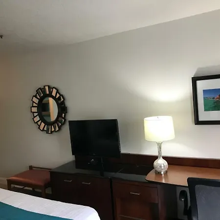 Hotel Pensacola-3