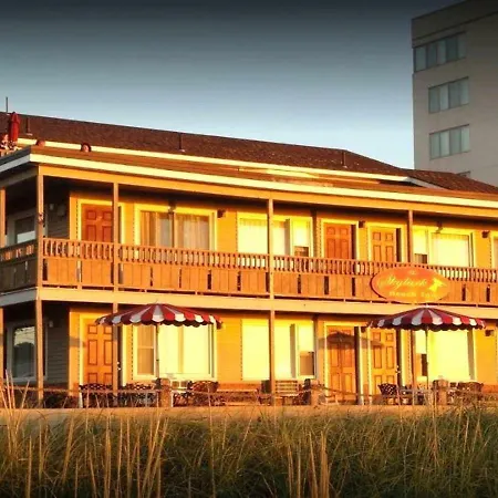 The Skylark Beach Inn-3