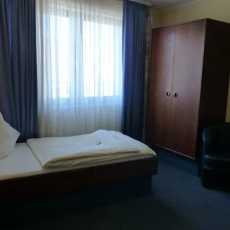 Central Hotel-3