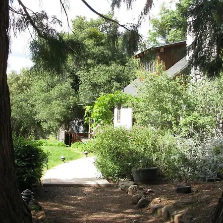 Yosemite Rose Bed And Breakfast-3