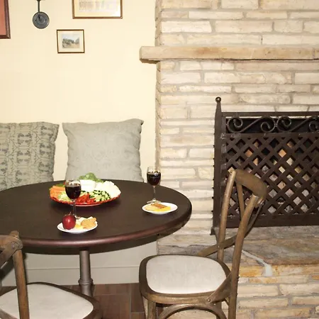 Coachman'S Inn, A Four Sisters Inn-3