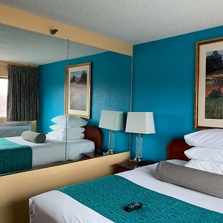 Howard Johnson By Wyndham Denver West-2