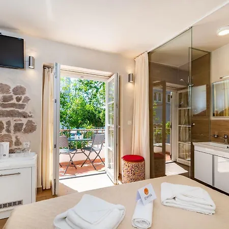 Idassa Palace Rooms-2
