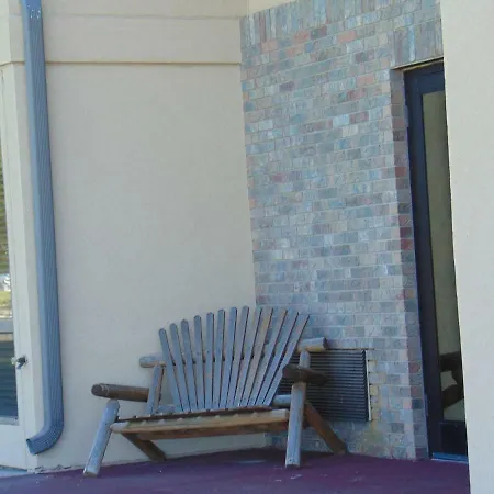 Horse Creek Inn-3