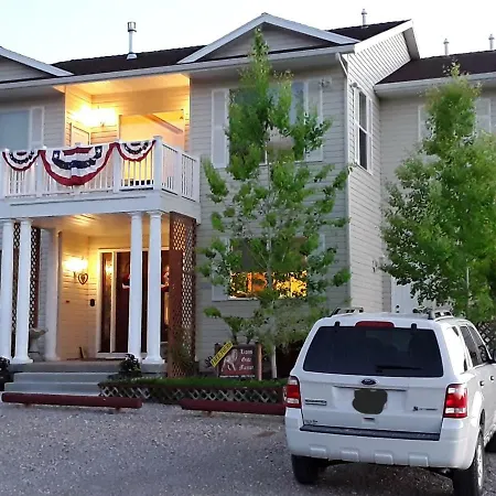 Lions Gate Manor-3