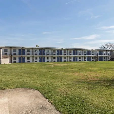 Motel 6-Mattoon, Il-3