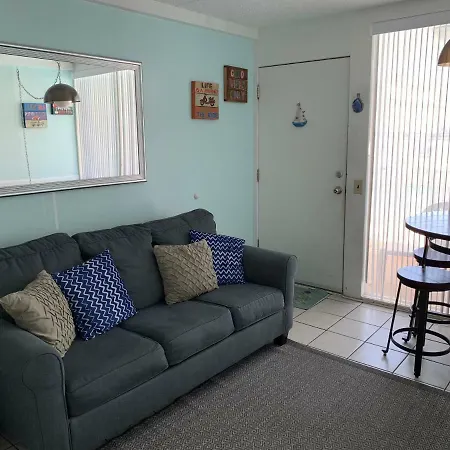 Four Winds Condo Motel-2