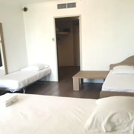 Yes Hotel-3