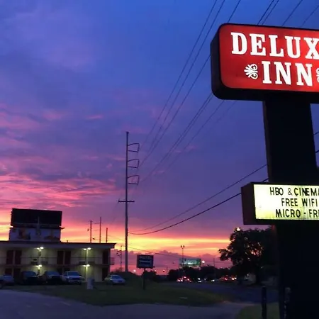 Deluxe Inn-3