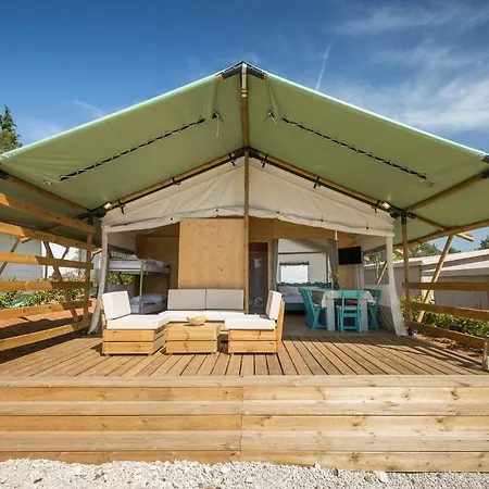 Mobile Homes Camping Santa Marina, Lanterna-3