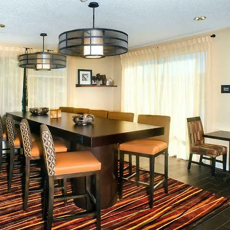 Hampton Inn On The Lake-3