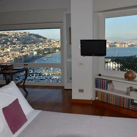 Suite 52-2