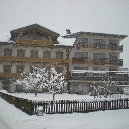 Hotel Garni Elisabeth-3