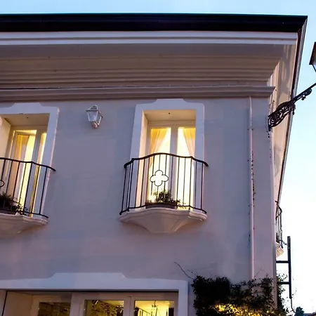 Sasaràl Suites-3