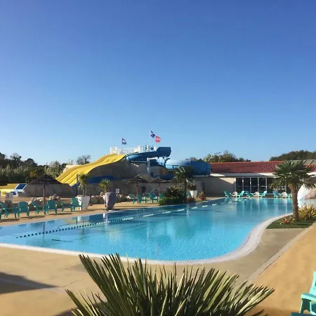 Village Vacances Les Mathes-2