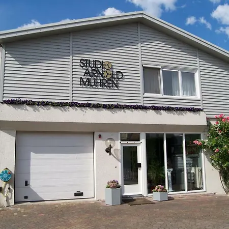 The Studio Guesthouse-2