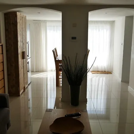 Casa Del Cisne-2