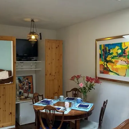 B&B Romantic Rooms Central Haarlem-3
