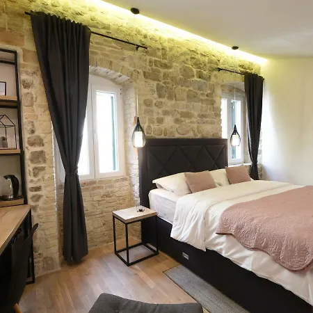 Luxury Rooms Prestige Palace-2