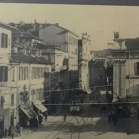 Les Chambres de la Place-3
