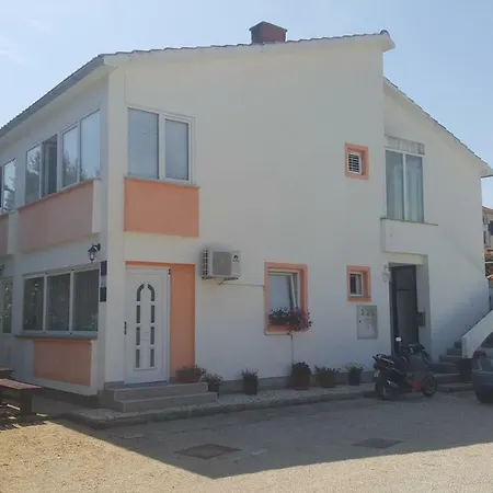 Guest House Dijana-2
