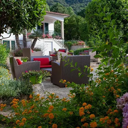 Boutique Hotel Ilio-2