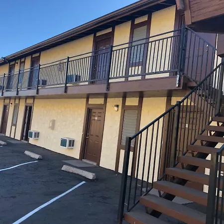 Golden Hills Motel-2