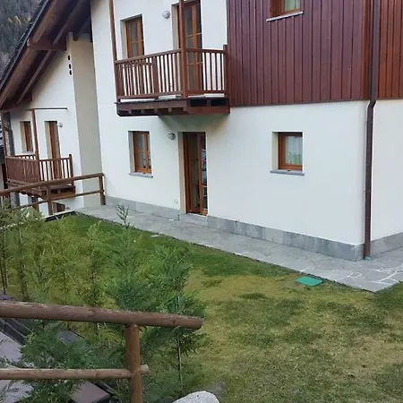 Villaggio delle Alpi-3