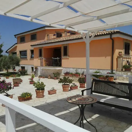 Il Poggetto Marzamemi B&B-3