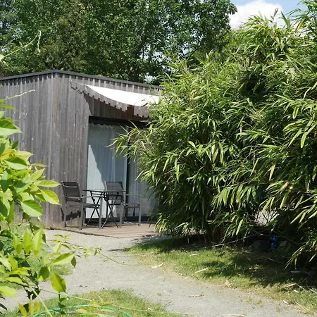 Les Cabanes de Do-2