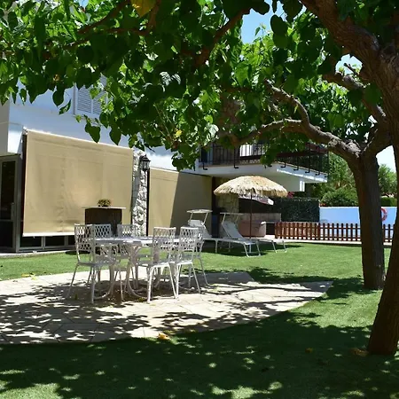 Villa Garden-3