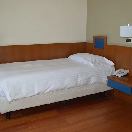 City Hotel-3