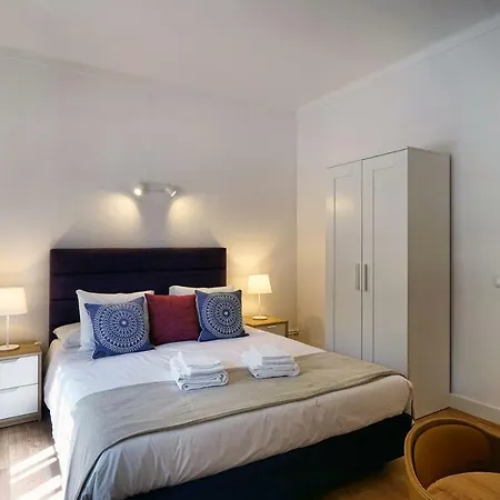 Comfy Sintra-3