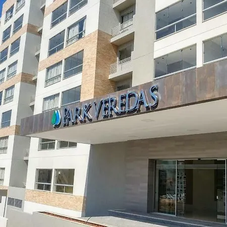 Park Veredas, Rio Quente , com vista para a montanha-3