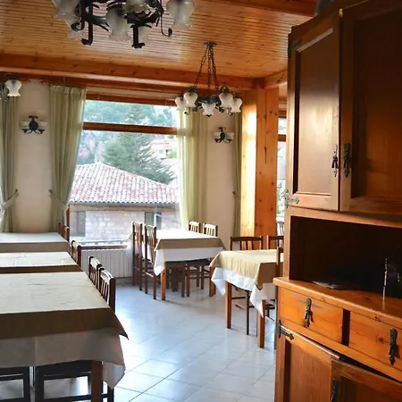 Hostal La Neu-2
