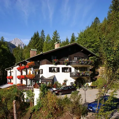 Gästehaus Lärchenhang-3