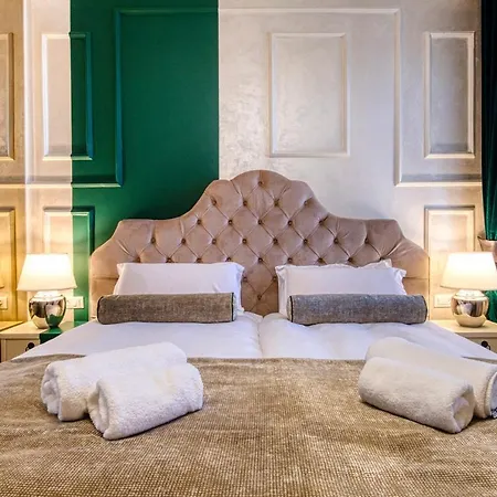 Riva Palace - Design Rooms-3