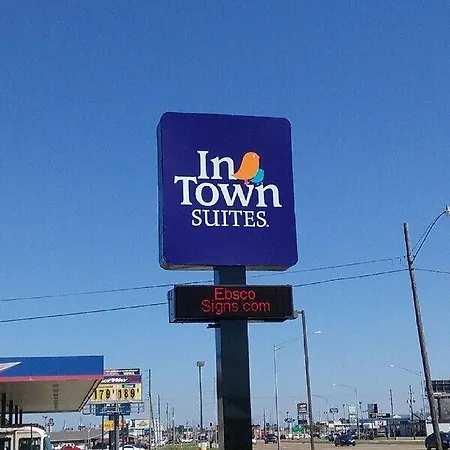 Intown Suites Extended Stay Gulfport-3