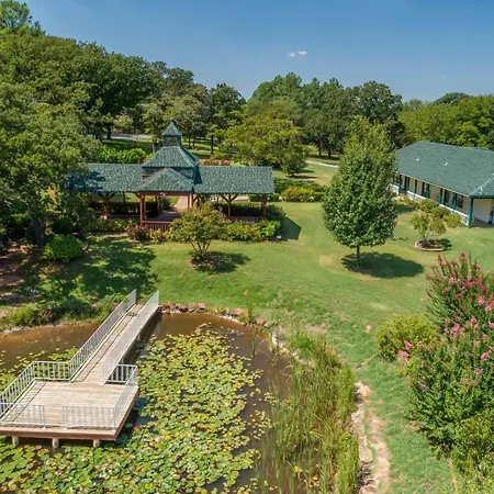 The Whispering Pines Inn-3