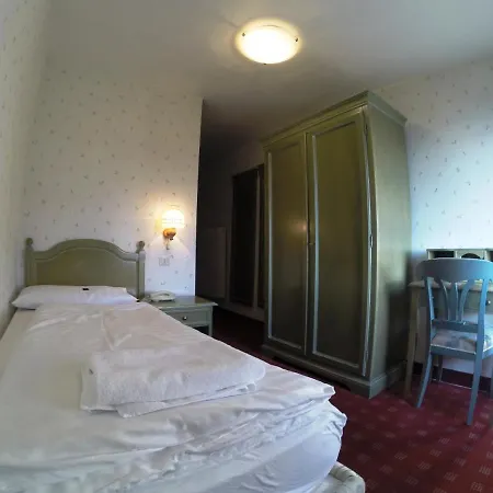 Hotel Post Victoria-2