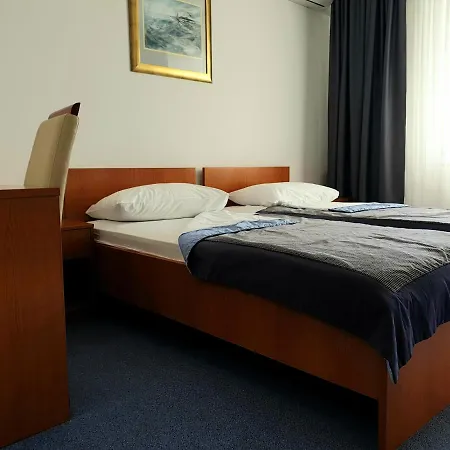 Hotel Zagreb-2